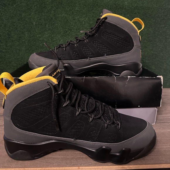 Jordan 9 Retro ‘Dark Charcoal Grey University Gold’ Size 11 - Picture 7 of 11